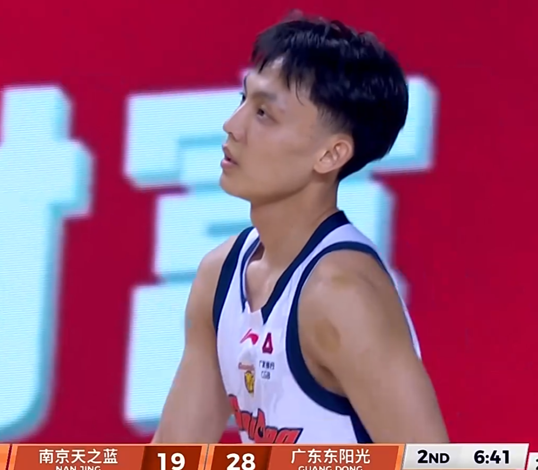 九游娱乐平台-广东87-71同曦！球员评分：3人满分，3人良好，1人合格